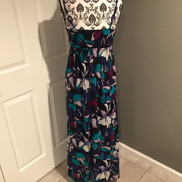 Maxi Dress - Picture 2 of 3